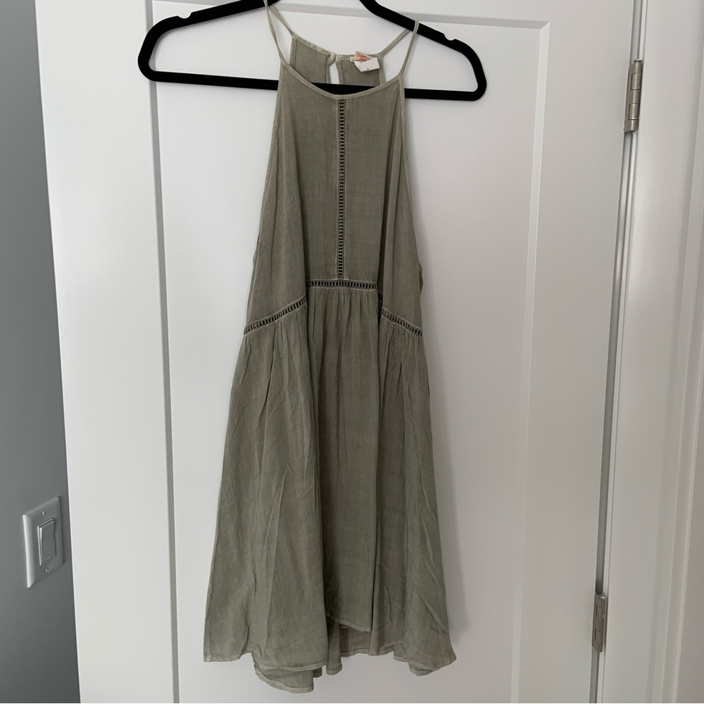 HONOLUA WAHINE - olive sun dress